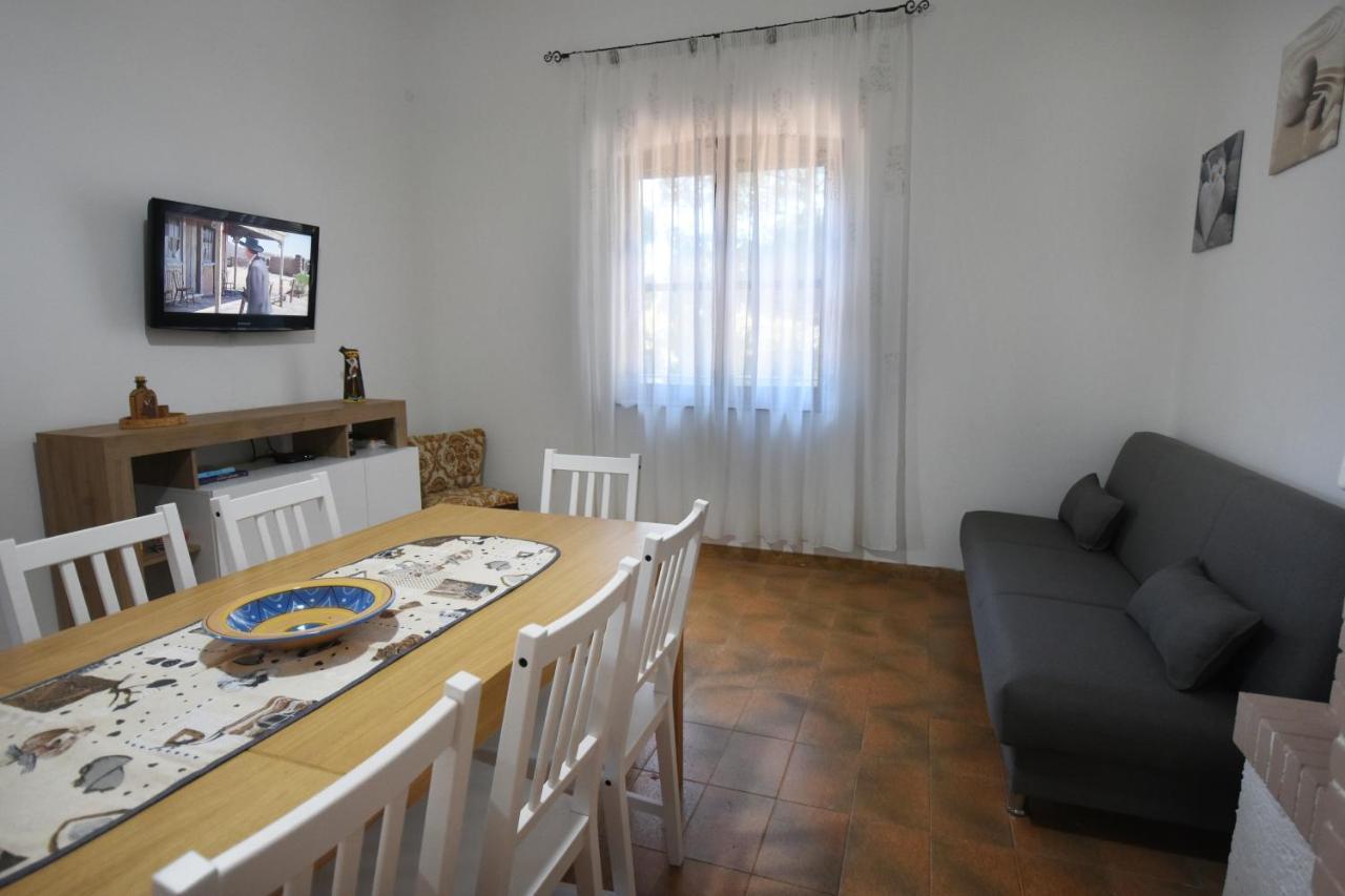 Mario & Nina - Portopino House Porto Pino Exterior photo